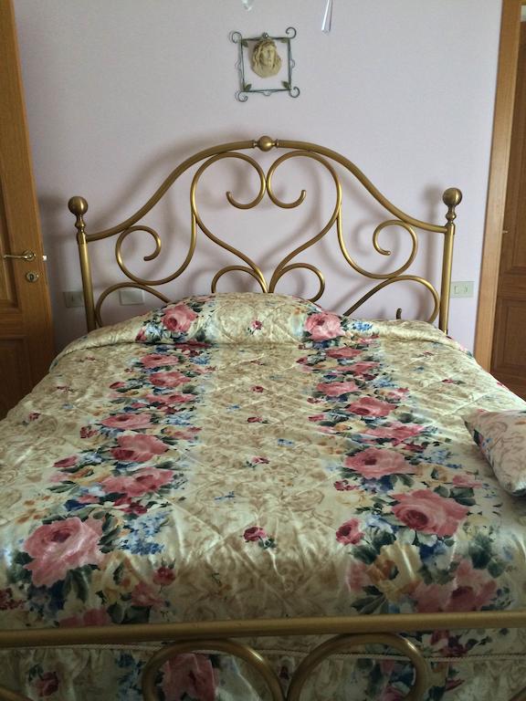 B&B Mirella Citta Sant'Angelo Pokój zdjęcie